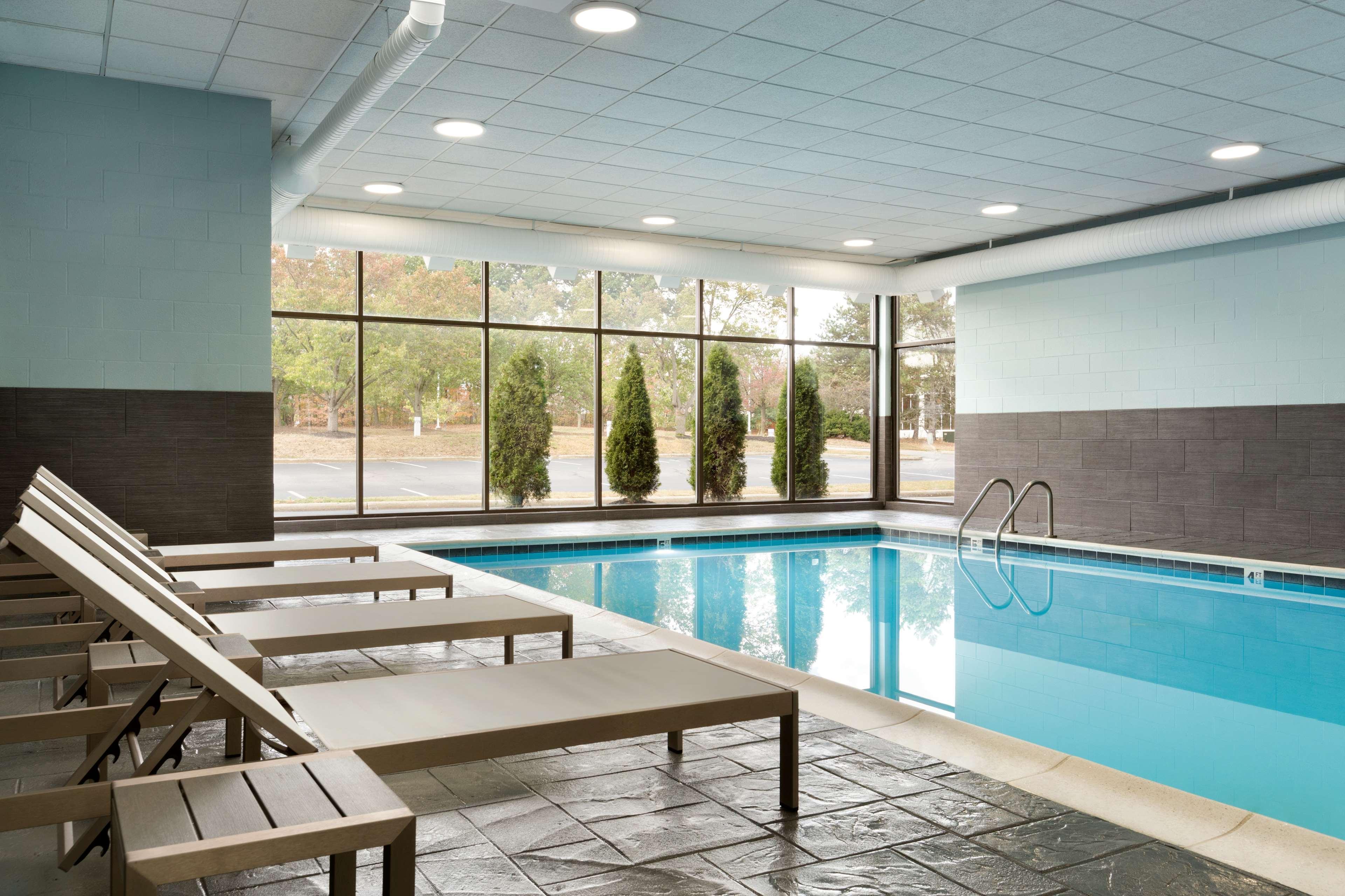 Radisson Akron-Fairlawn Copley Montrose Exterior foto